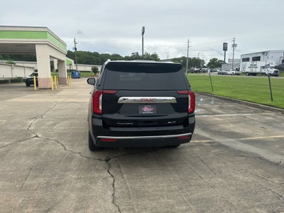 2023 GMC Yukon SLT