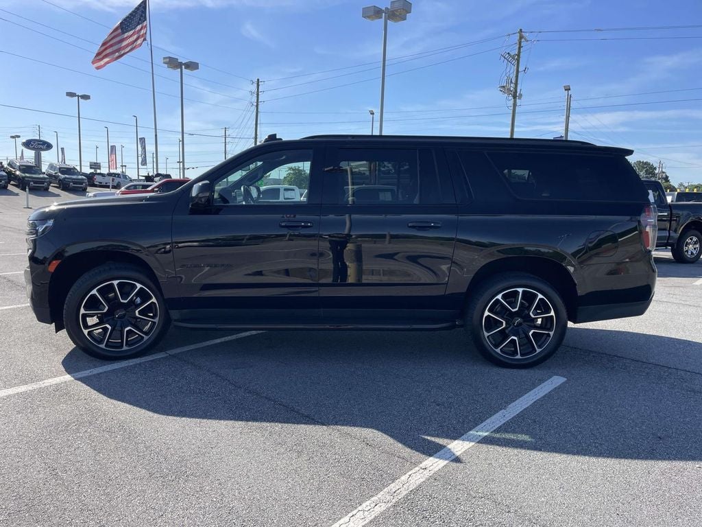 2022 Chevrolet Suburban RST