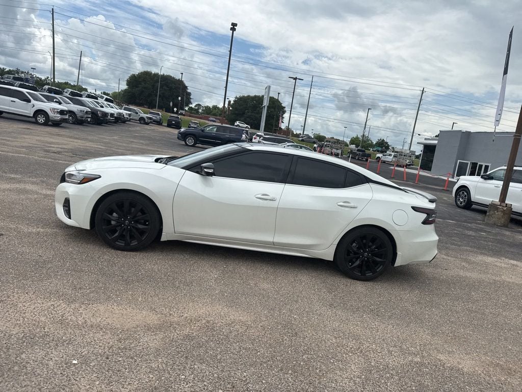 2023 Nissan Maxima SR