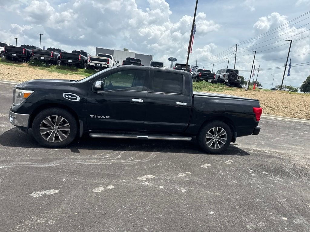 2017 Nissan Titan SL