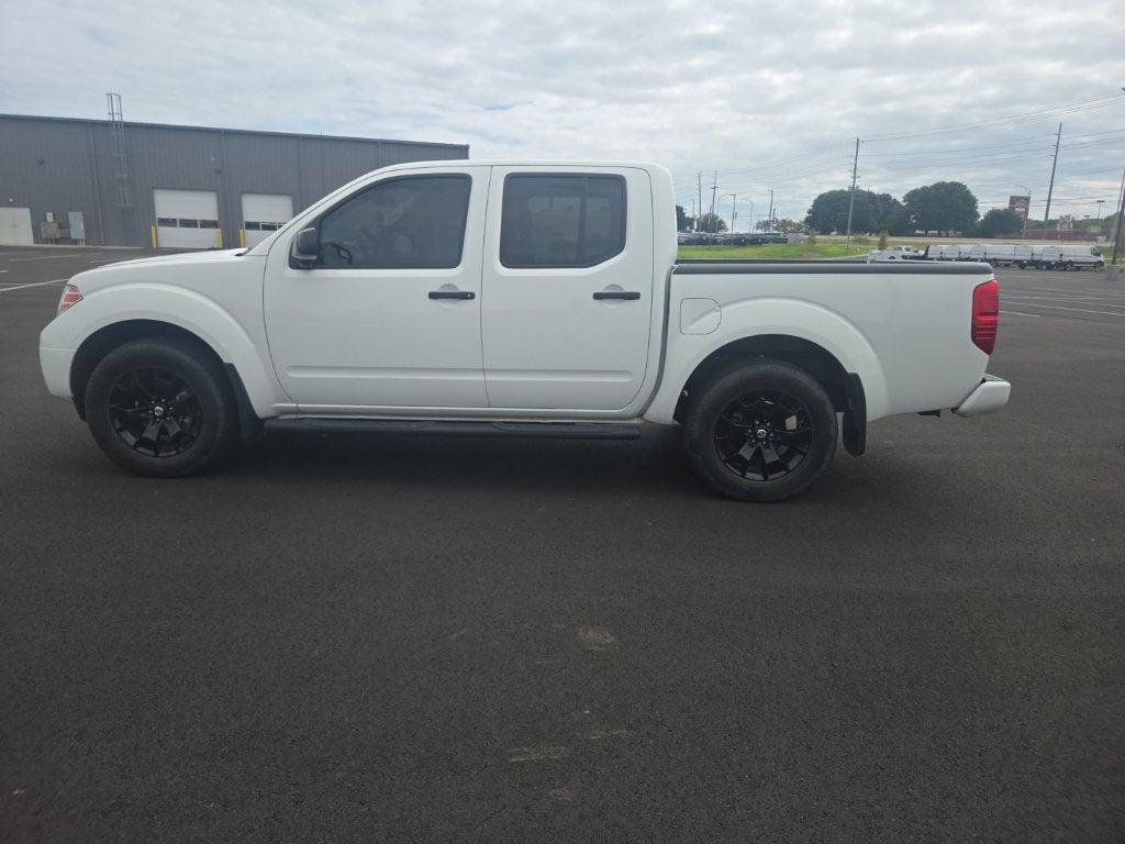 2021 Nissan Frontier SV
