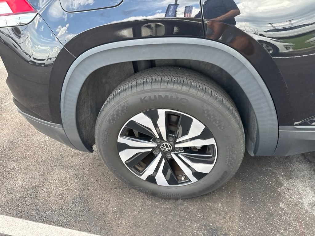 2024 Volkswagen Atlas Cross Sport 2.0T SE