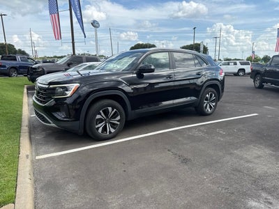 2024 Volkswagen Atlas Cross Sport 2.0T SE