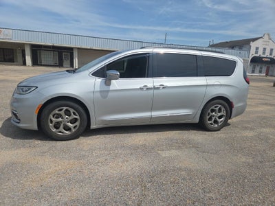 2022 Chrysler Pacifica Limited