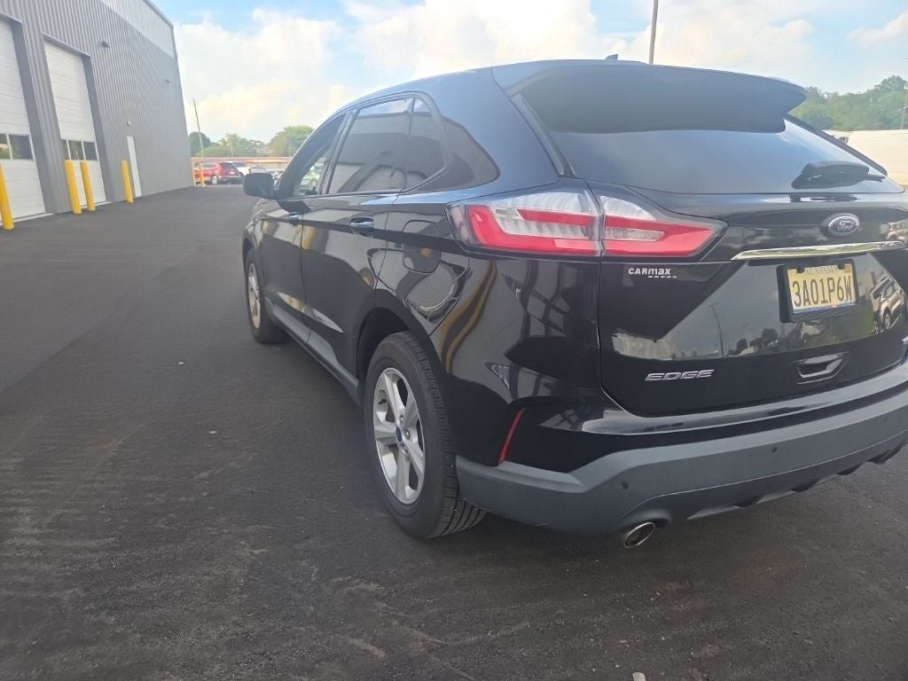 2020 Ford Edge SE