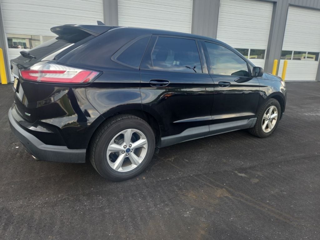 2020 Ford Edge SE