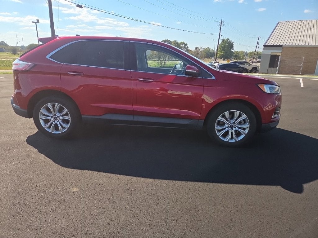 2021 Ford Edge Titanium