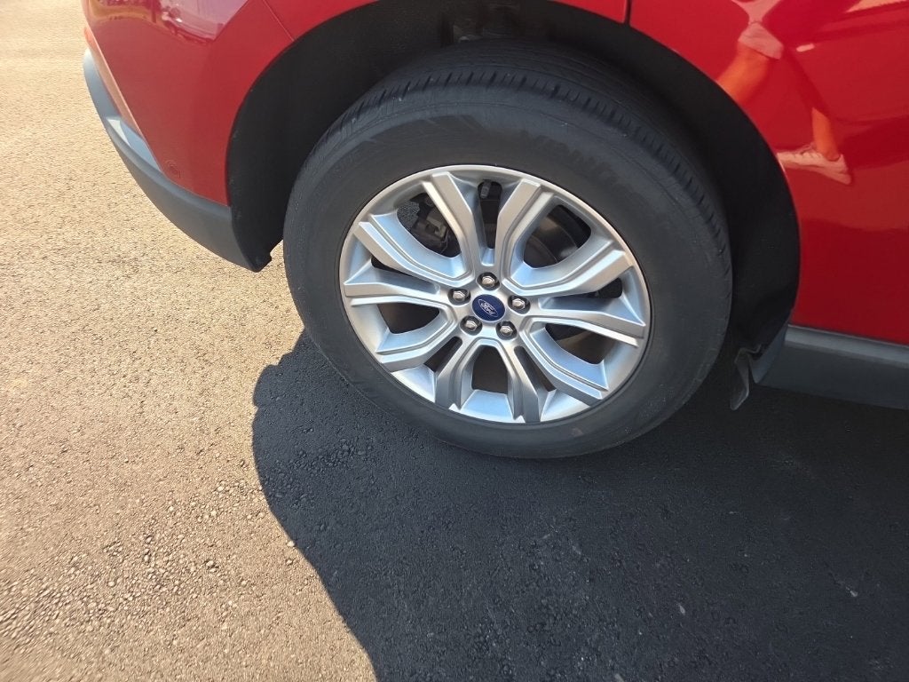 2021 Ford Edge Titanium