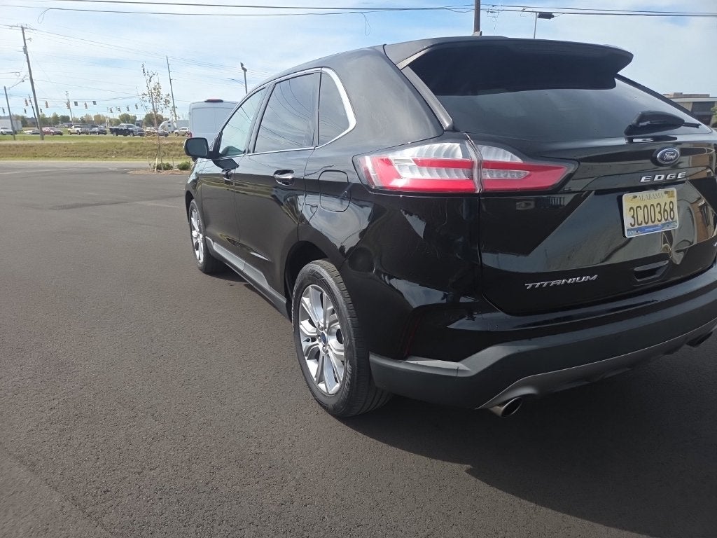 2022 Ford Edge Titanium