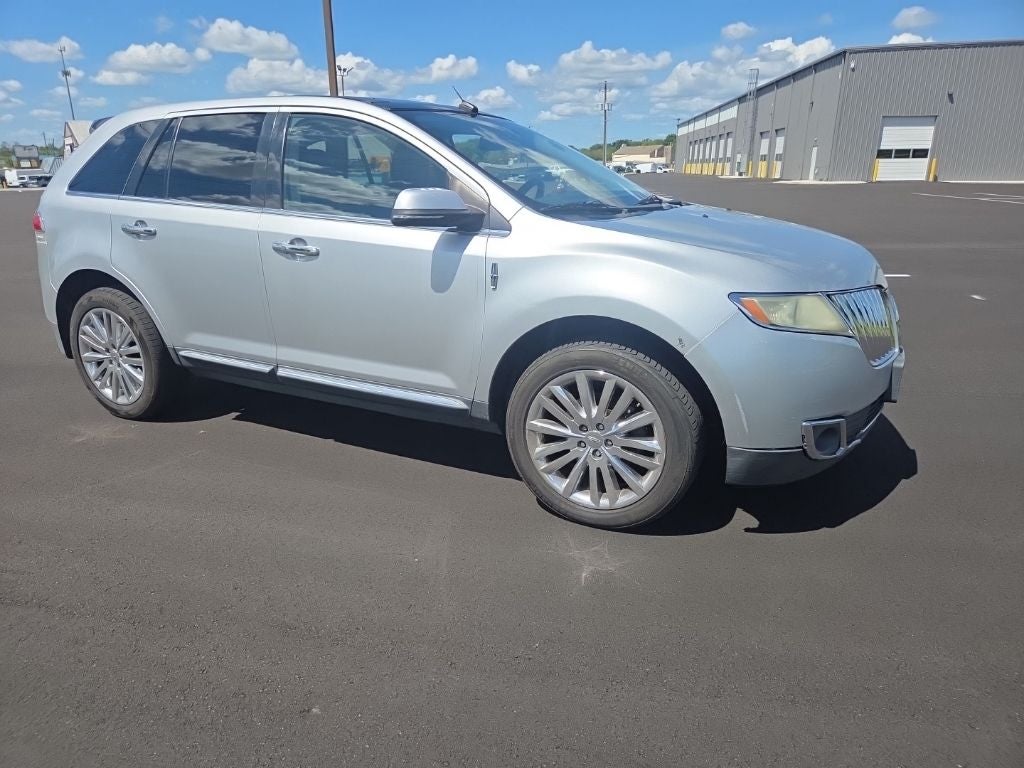 2012 Lincoln MKX Base
