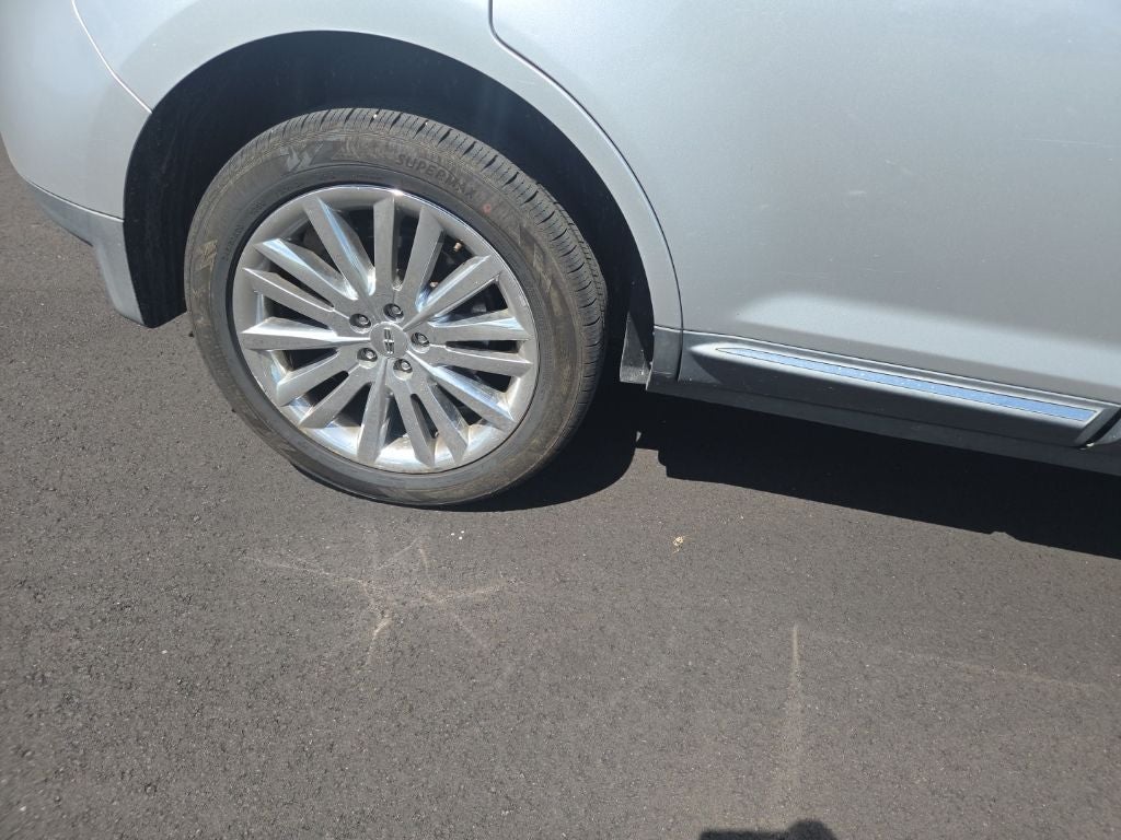 2012 Lincoln MKX Base