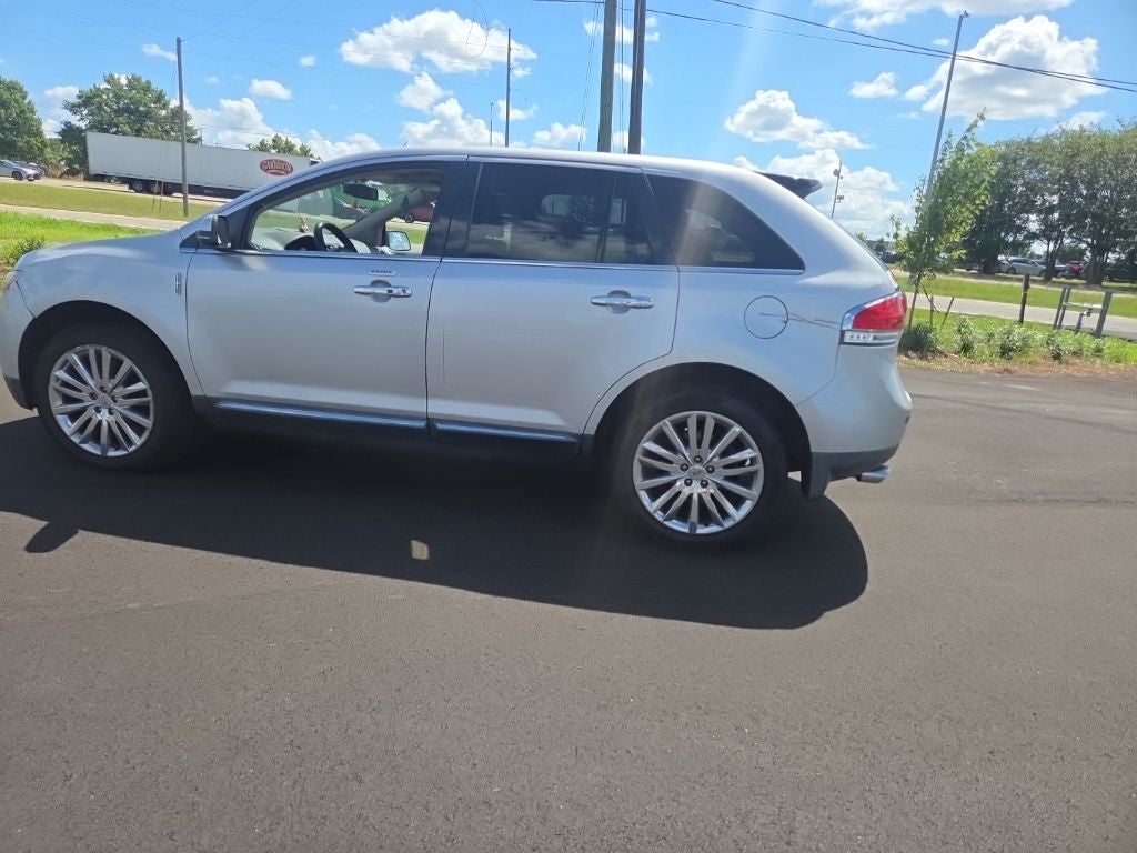 2012 Lincoln MKX Base