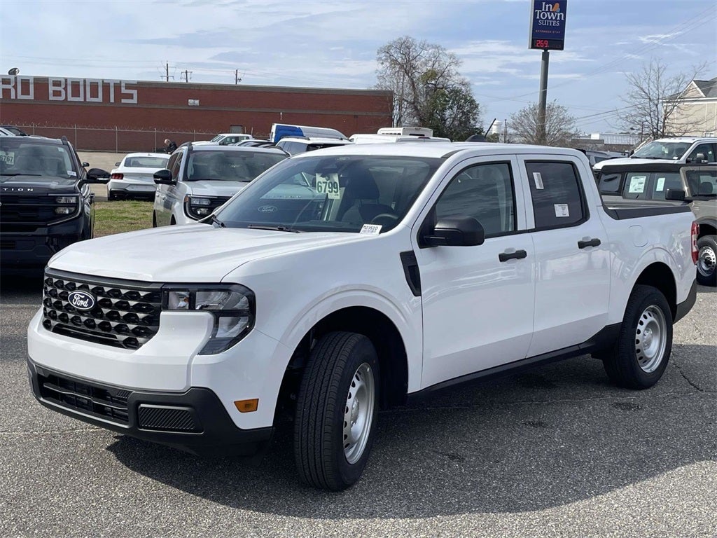 2026 Ford Maverick XL