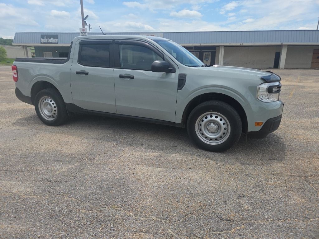 2023 Ford Maverick XL