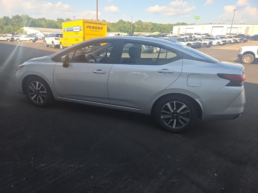 2025 Nissan Versa 1.6 SV
