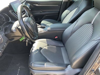 2022 Toyota Camry SE