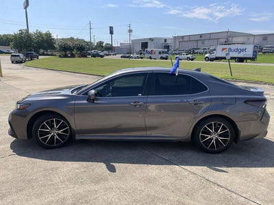 2022 Toyota Camry SE