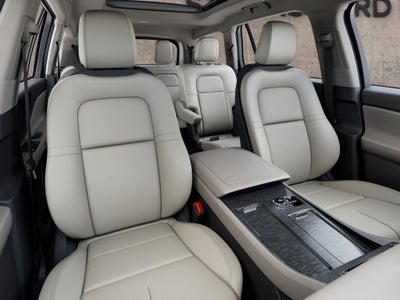 2027 Lincoln Aviator Premiere Commercial