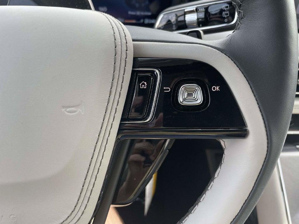 2027 Lincoln Aviator Premiere