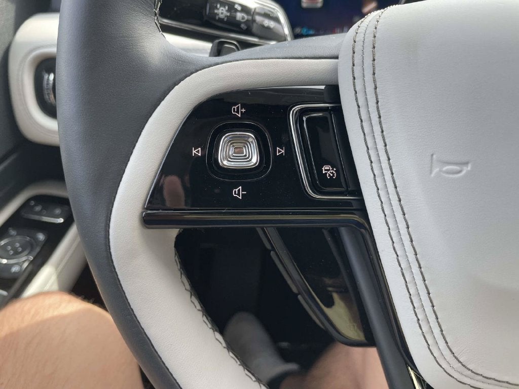 2027 Lincoln Aviator Premiere