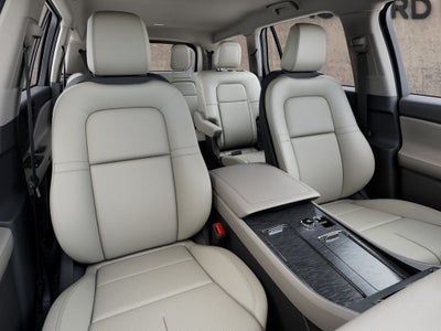 2027 Lincoln Aviator Premiere Commercial
