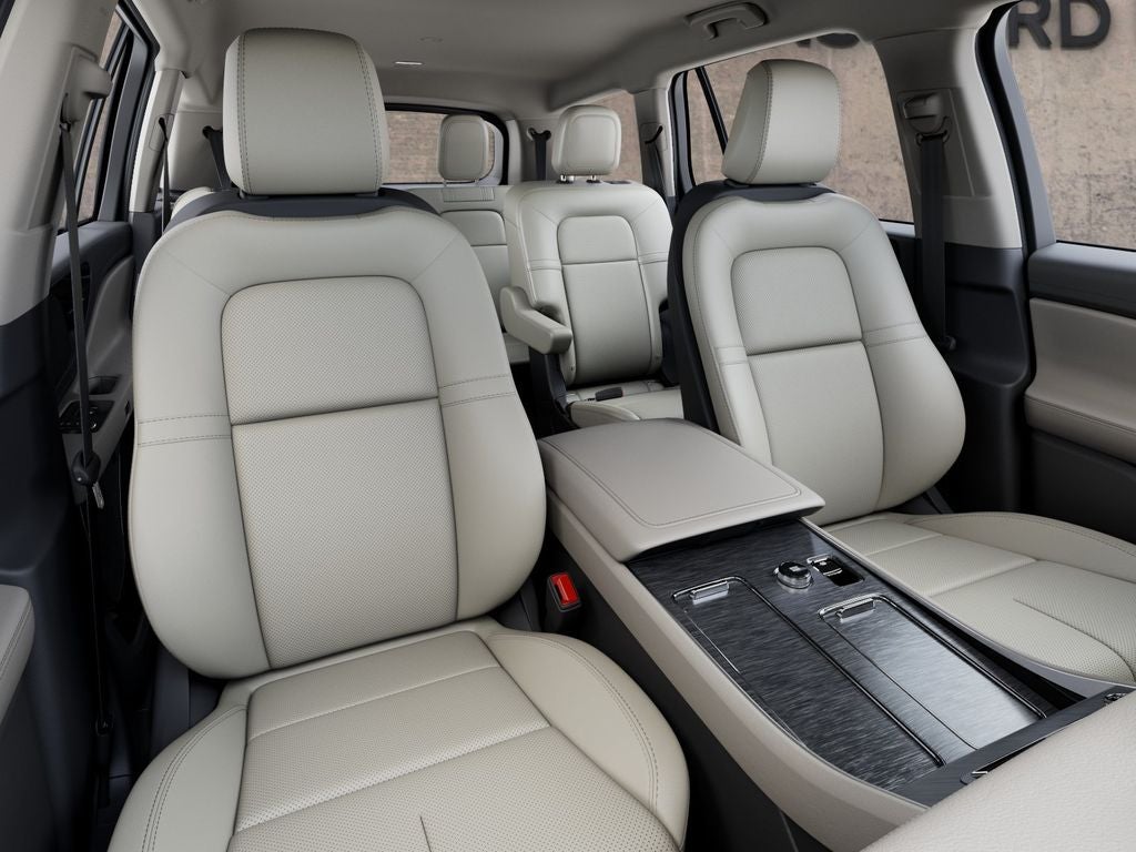 2027 Lincoln Aviator Premiere Commercial