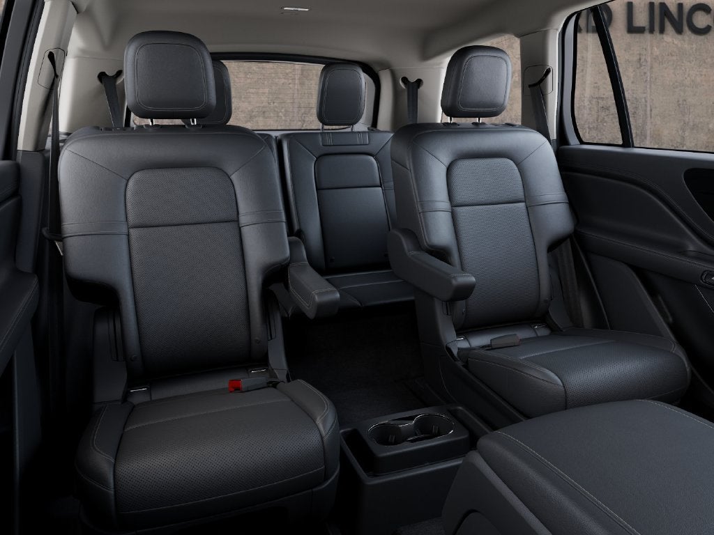 2027 Lincoln Aviator Premiere Commercial