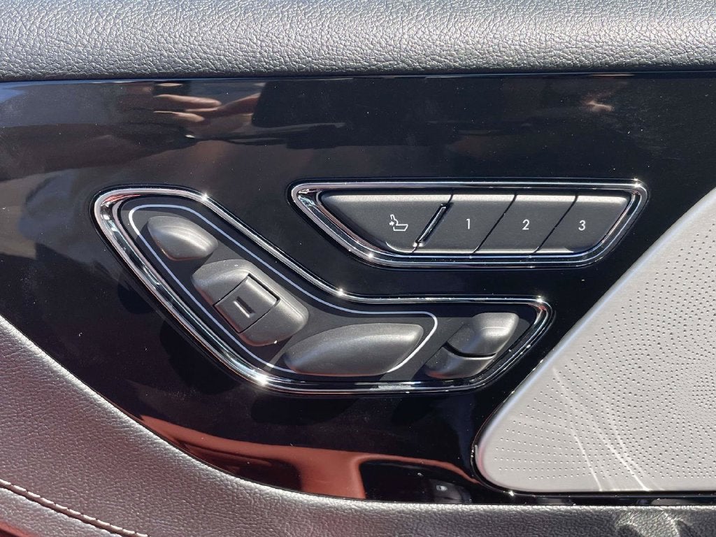 2027 Lincoln Aviator Reserve