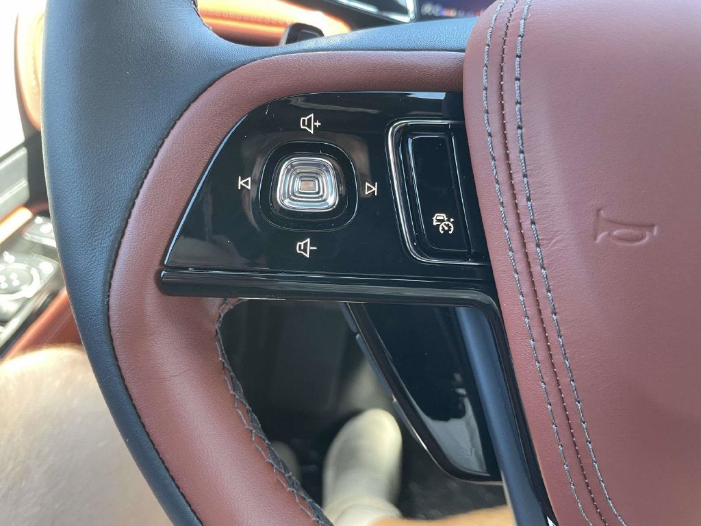 2027 Lincoln Aviator Reserve