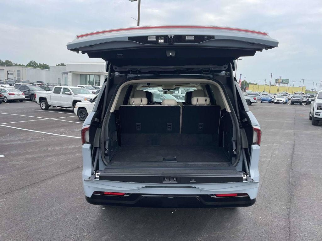 2027 Lincoln Navigator Reserve