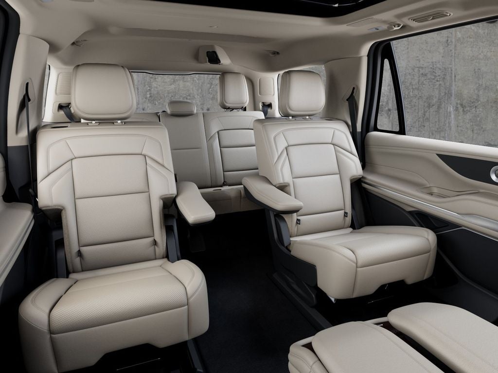 2027 Lincoln Navigator Reserve