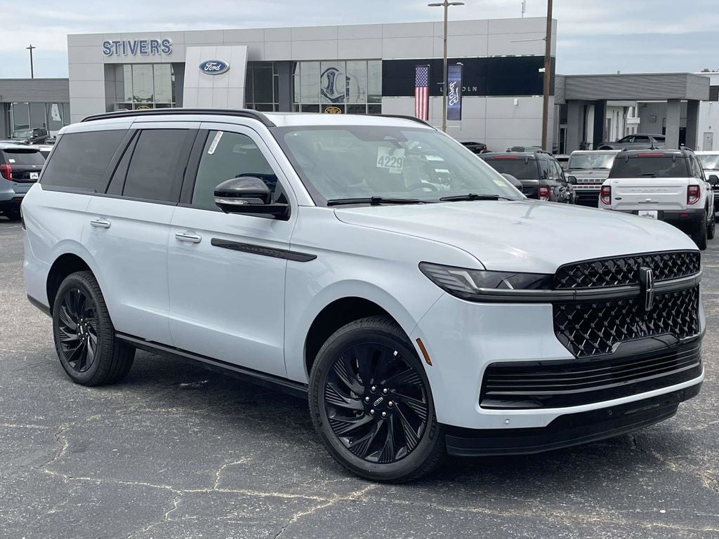 2026 Lincoln Navigator Reserve
