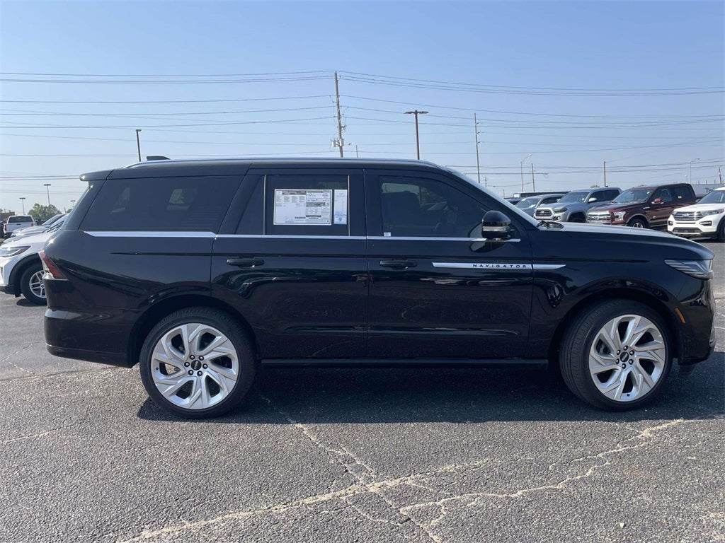 2025 Lincoln Navigator Reserve