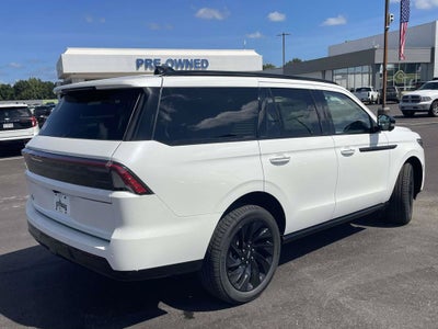 2027 Lincoln Navigator Reserve