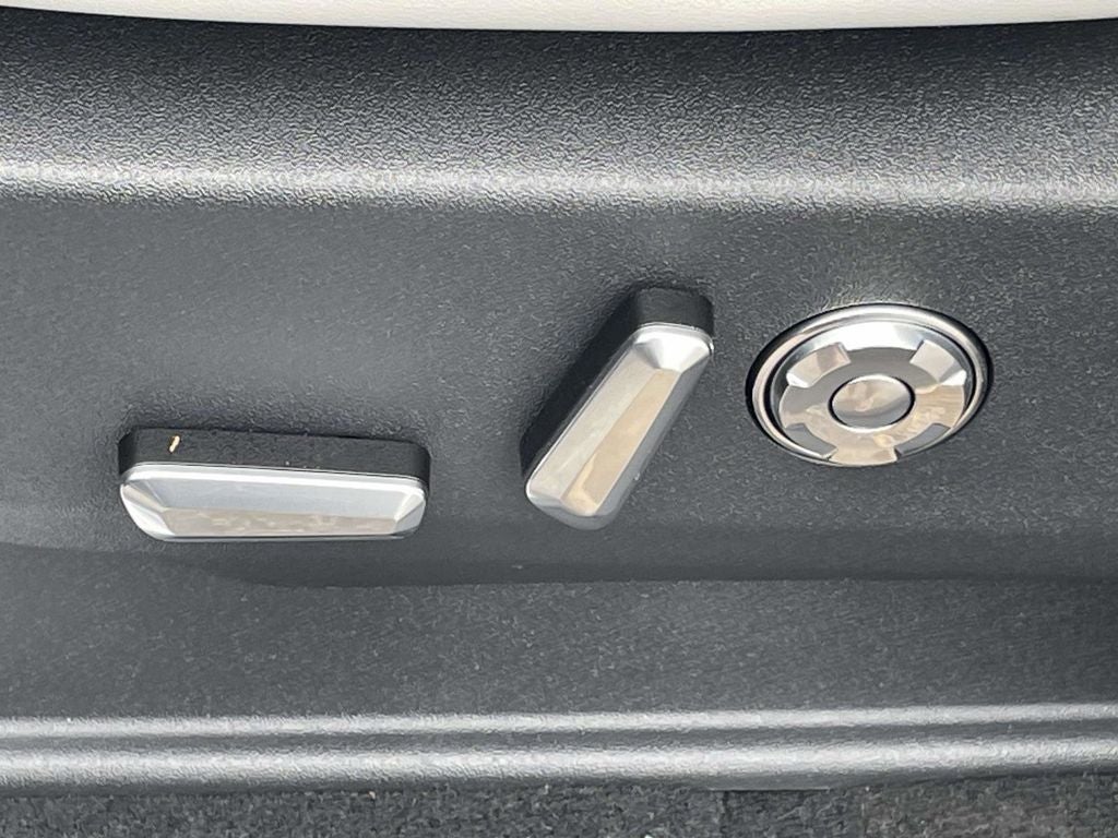 2026 Lincoln Navigator Premiere