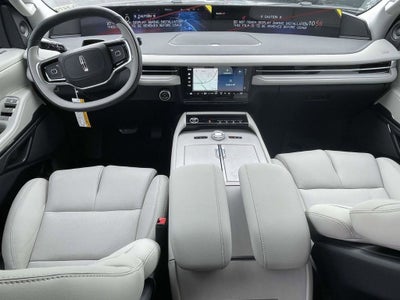 2026 Lincoln Navigator Premiere