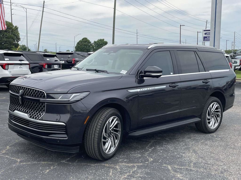2026 Lincoln Navigator Premiere