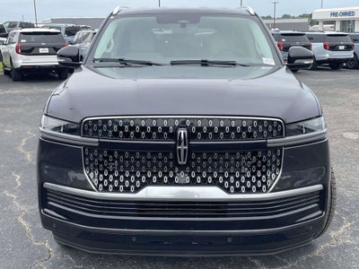 2026 Lincoln Navigator Premiere