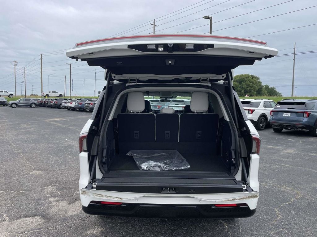 2026 Lincoln Navigator Premiere
