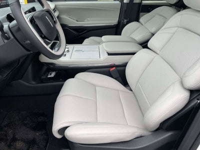 2026 Lincoln Navigator Premiere