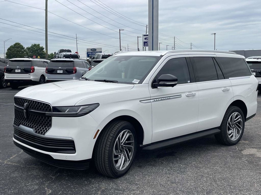 2026 Lincoln Navigator Premiere
