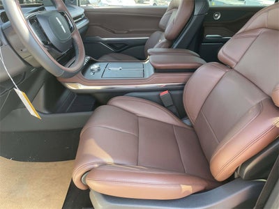 2025 Lincoln Navigator L Reserve