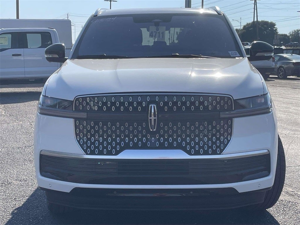 2025 Lincoln Navigator L Reserve