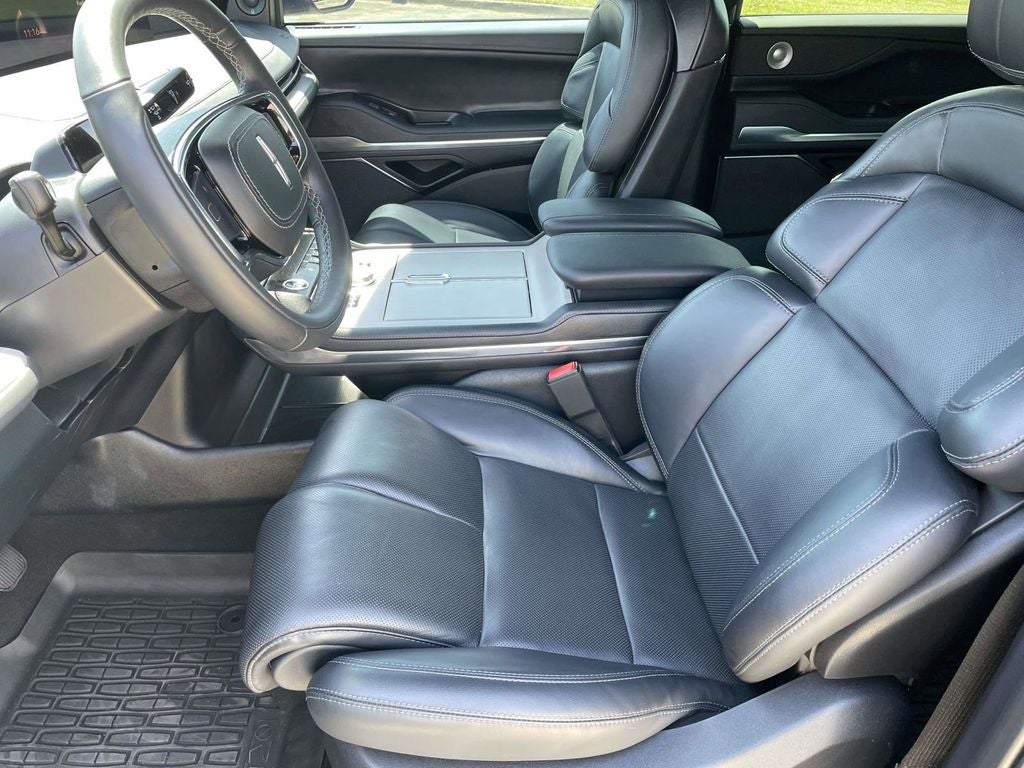 2025 Lincoln Navigator L Reserve