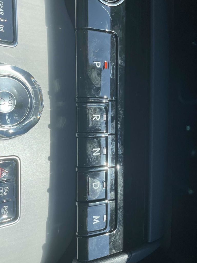 2027 Lincoln Navigator L Reserve