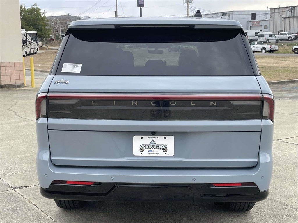 2026 Lincoln Navigator L Reserve