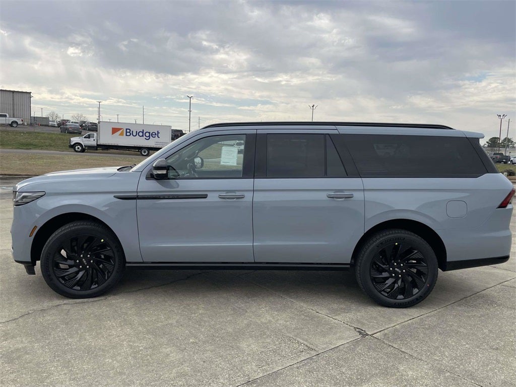 2026 Lincoln Navigator L Reserve
