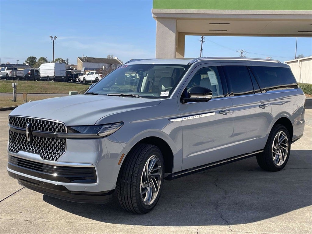 2025 Lincoln Navigator L Reserve