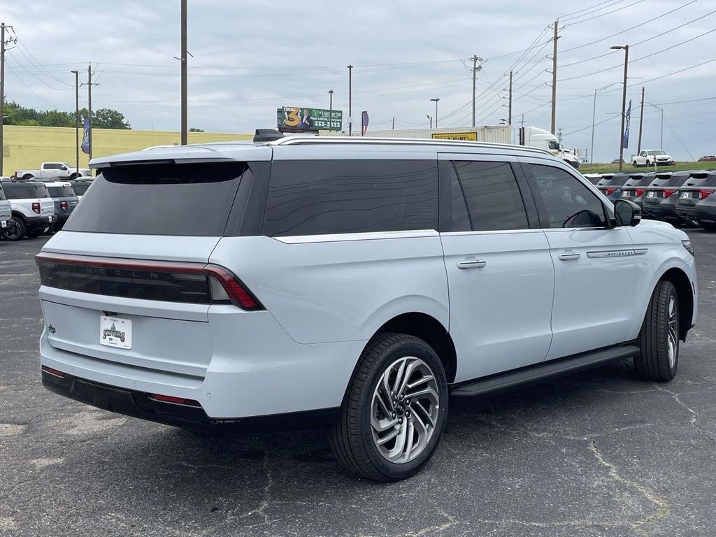2026 Lincoln Navigator L Premiere