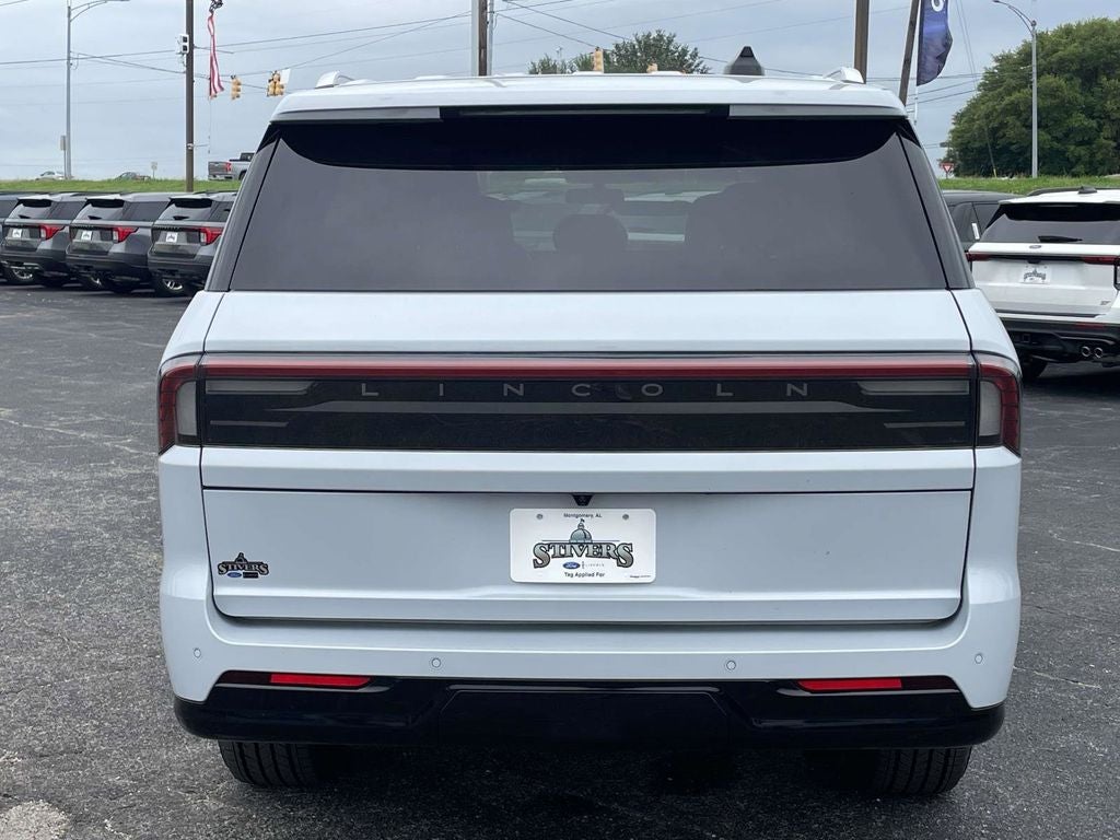 2026 Lincoln Navigator L Premiere